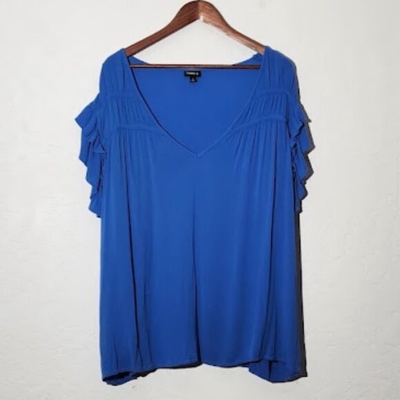 Torrid Women's Flutter Short Sleeve Blouse in size 2 - Picture 1 of 4